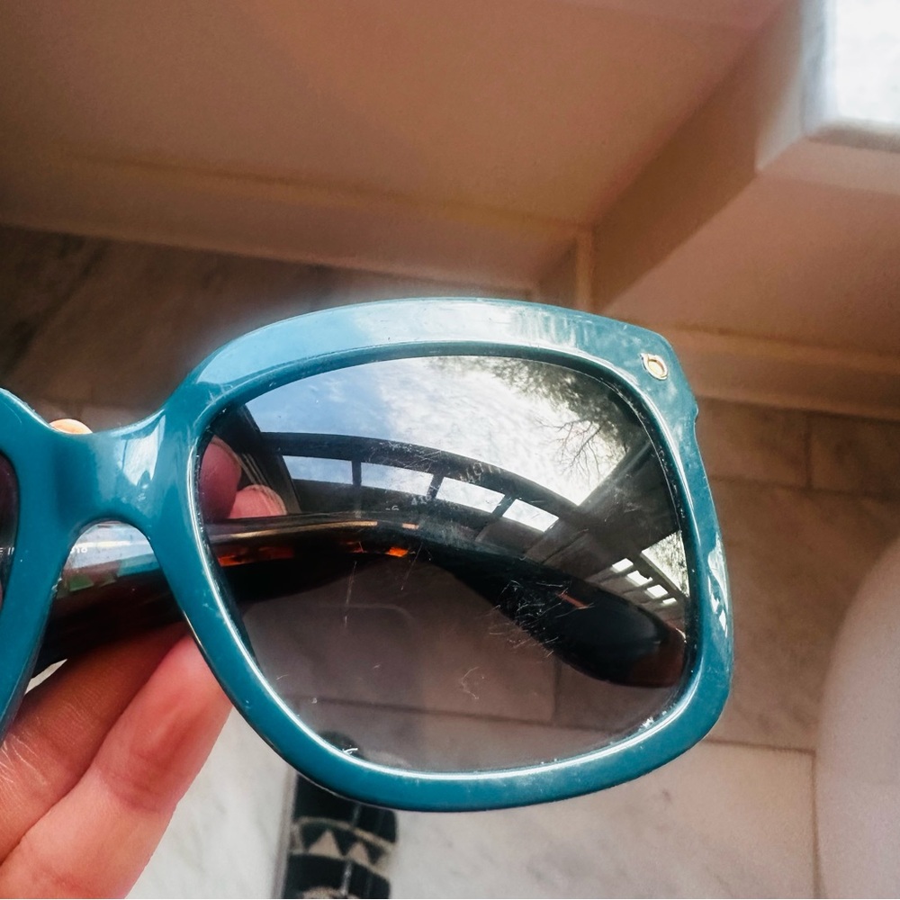 Vintage Ferragamo oversized teal sunglasses - Picture 6 of 7
